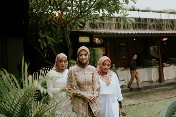 dhita & harsen's engagement by akar photography - 014 dhita & harsen's engagement by akar photography - 014