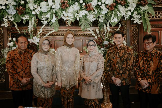 dhita & harsen's engagement by akar photography - 023 dhita & harsen's engagement by akar photography - 023
