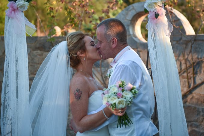 Wedding coverage by Christos Pap photography - 028 Wedding coverage by Christos Pap photography - 028