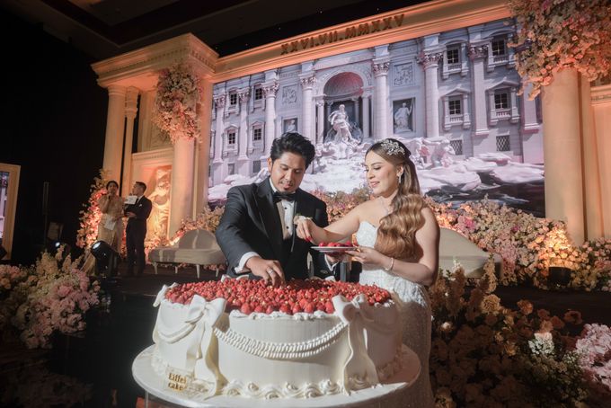 Wedding Cake Of Fritz & Hanna 26 Jul 25 by EIFFEL CAKE - 008