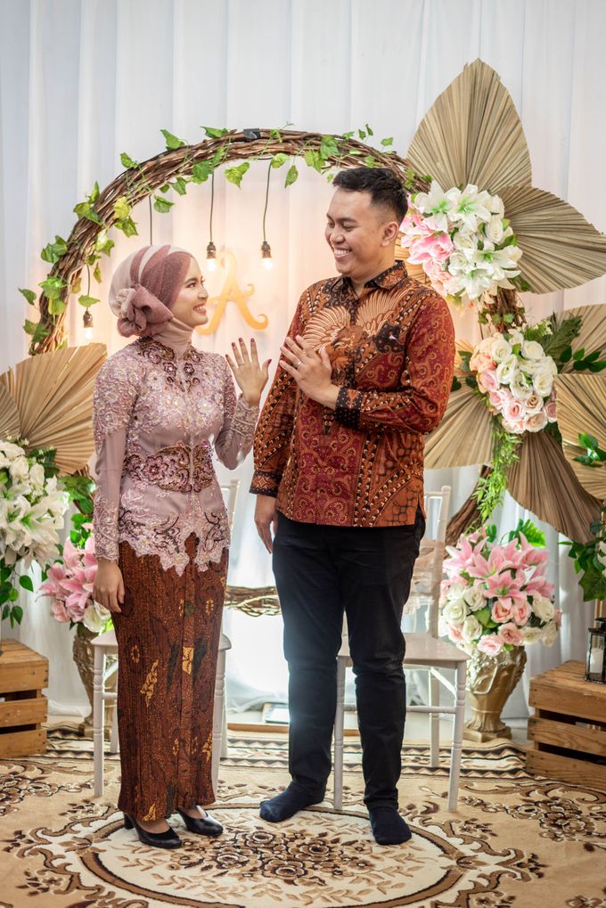 Engagement Aulia & Faisal by Weddingscape - 010