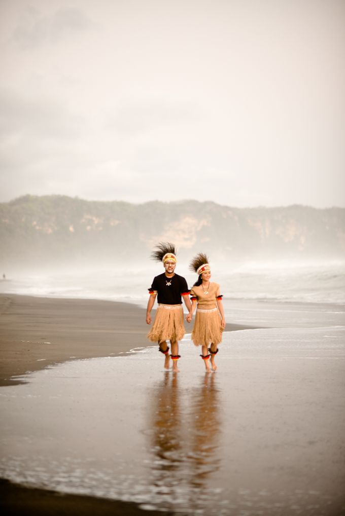 Pre Wedding Ines & Moses by Bondan Photoworks - 021