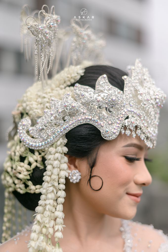 Lady Adit by Chandira Wedding Organizer - 021 Lady Adit by Chandira Wedding Organizer - 021