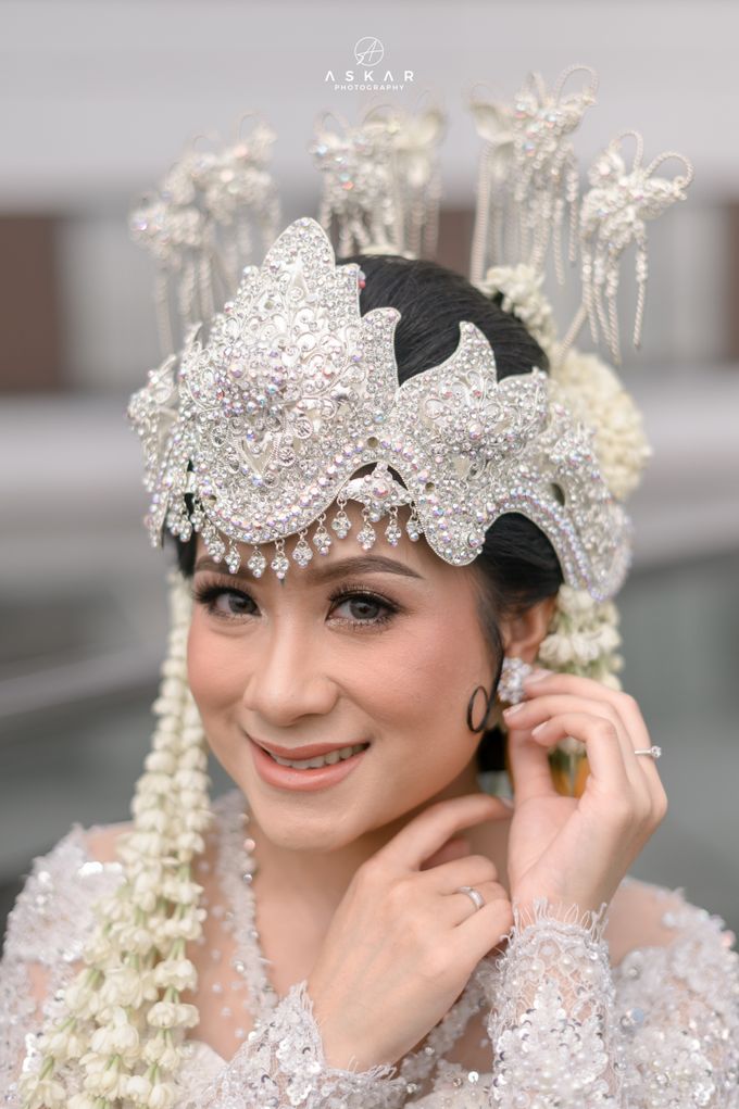Lady Adit by Chandira Wedding Organizer - 030 Lady Adit by Chandira Wedding Organizer - 030