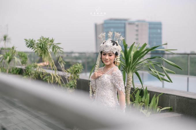 Lady Adit by Chandira Wedding Organizer - 003 Lady Adit by Chandira Wedding Organizer - 003