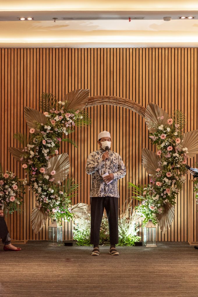 Engagement Annisa & Hedityo by Weddingscape - 026 Engagement Annisa & Hedityo by Weddingscape - 026