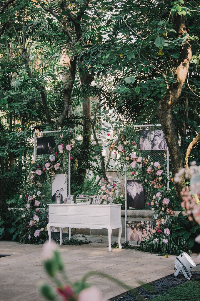 ITALIAN GARDEN WEDDING AT THE DHARMAWANGSA JAKARTA by Silverdust Decoration - 007