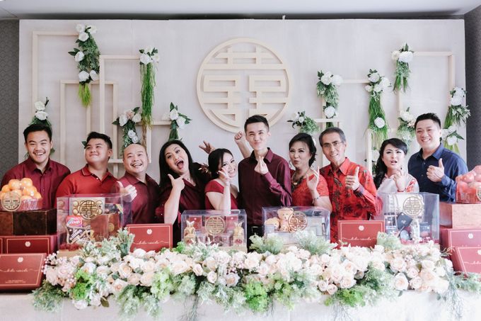 THE ENGAGEMENT OF LESLIE & MARSHA by Alluvio - 006 THE ENGAGEMENT OF LESLIE & MARSHA by Alluvio - 006