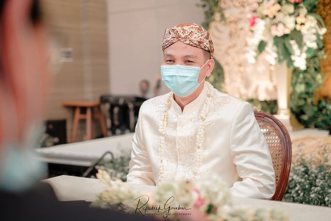 The Wedding of Mr. Putut & Ms. Astari by Kolibree Enterprise & Entertainment - 021 The Wedding of Mr. Putut & Ms. Astari by Kolibree Enterprise & Entertainment - 021