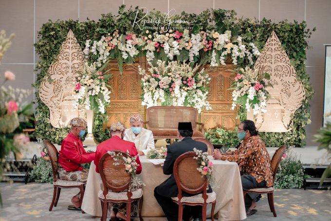 The Wedding of Mr. Putut & Ms. Astari by Kolibree Enterprise & Entertainment - 022 The Wedding of Mr. Putut & Ms. Astari by Kolibree Enterprise & Entertainment - 022