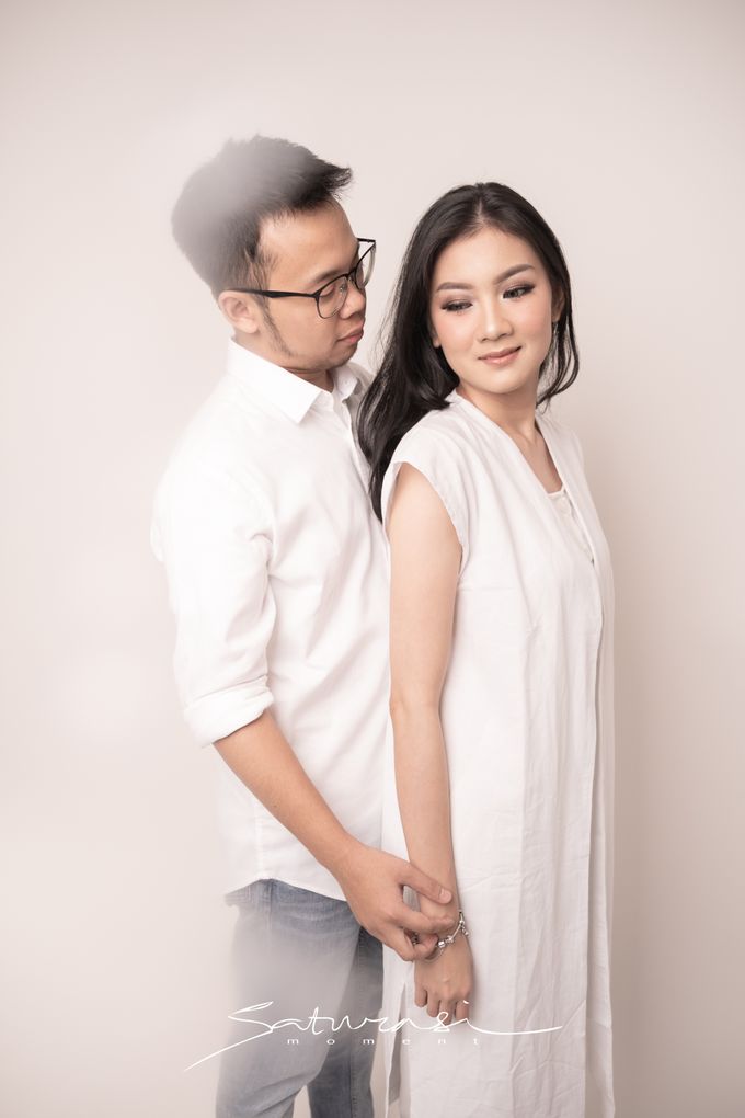 Pre Wedding of  Nadya and Tezza by Saturasi Moment - 007