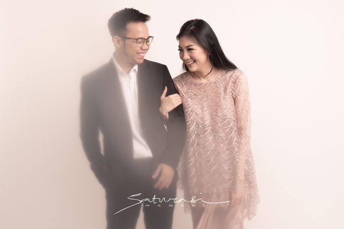 Pre Wedding of  Nadya and Tezza by Saturasi Moment - 008