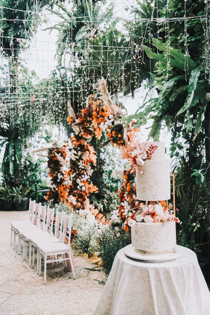Adit & Fifi Wedding At The Imperium Kuningan by Fiori.Co - 013 Adit & Fifi Wedding At The Imperium Kuningan by Fiori.Co - 013