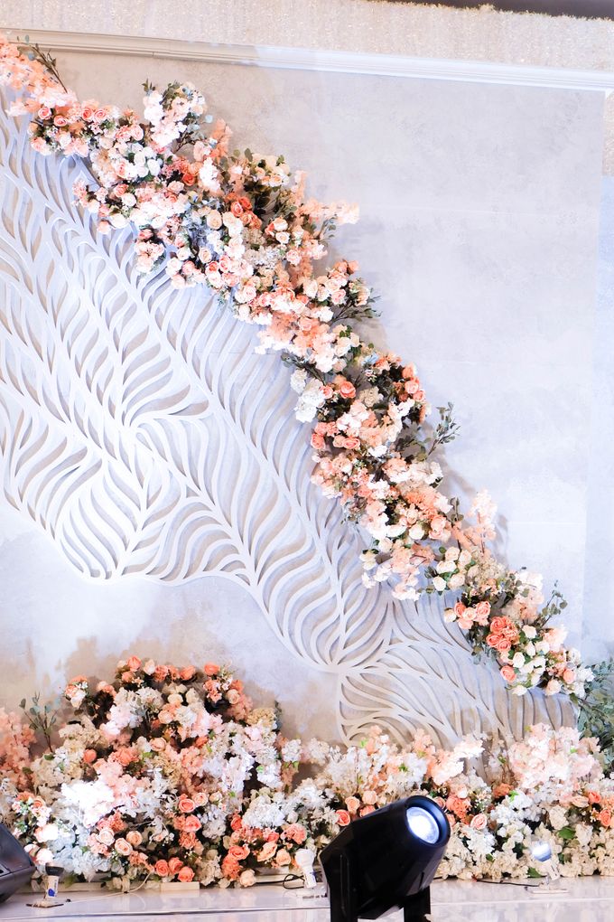 Johny & Cindy Wedding Decoration at Pullman Grand Ballroom, Bandung by Valentine Wedding Decoration - 008 Johny & Cindy Wedding Decoration at Pullman Grand Ballroom, Bandung by Valentine Wedding Decoration - 008