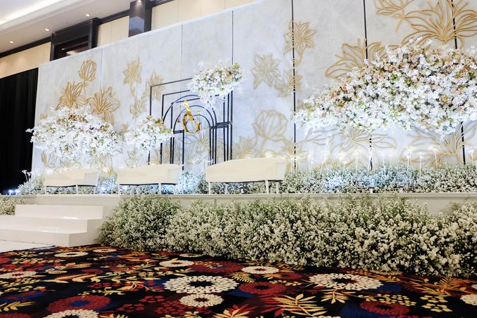 Annur & Geraldy Wedding Decoration at Trans Convention Center by Valentine Wedding Decoration - 026 Annur & Geraldy Wedding Decoration at Trans Convention Center by Valentine Wedding Decoration - 026