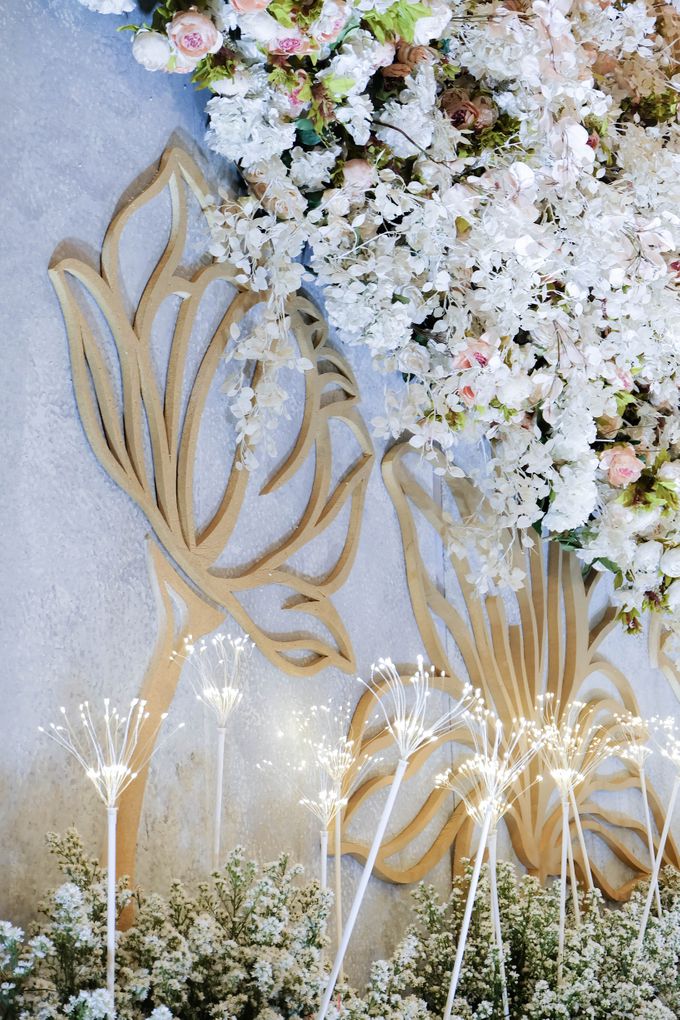 Annur & Geraldy Wedding Decoration at Trans Convention Center by Valentine Wedding Decoration - 042 Annur & Geraldy Wedding Decoration at Trans Convention Center by Valentine Wedding Decoration - 042