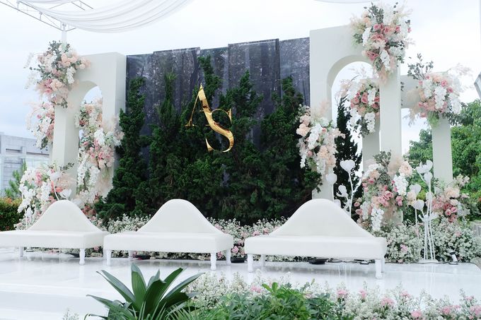 Andri & Sacha Wedding Decoration at Intercontinental Diamond by Valentine Wedding Decoration - 021