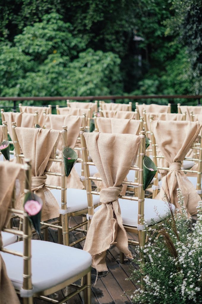 Wedding at Riverside by Bali Flower Decor - 005 Wedding at Riverside by Bali Flower Decor - 005
