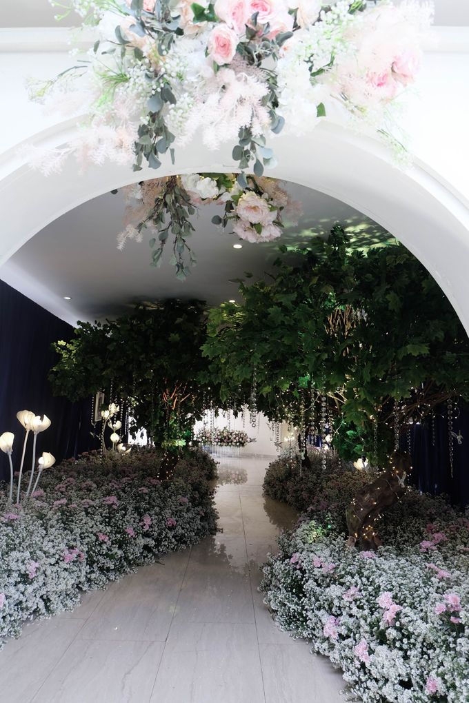 Andri & Sacha Wedding Decoration at Intercontinental Diamond by Valentine Wedding Decoration - 006 Andri & Sacha Wedding Decoration at Intercontinental Diamond by Valentine Wedding Decoration - 006