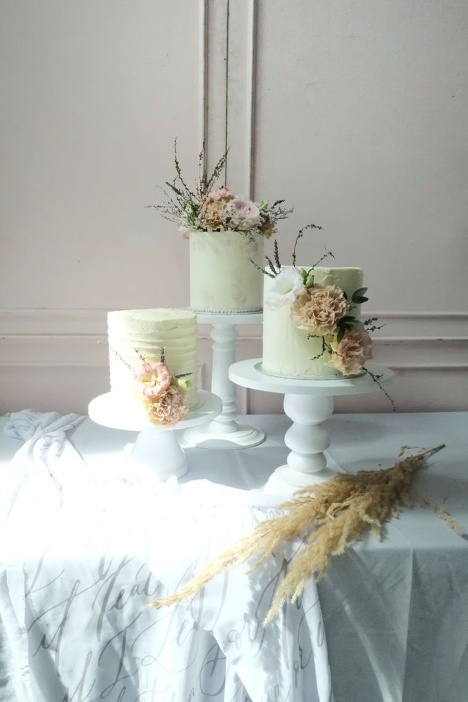 Mini Wedding Cakes by Ame Cakery - 005 Mini Wedding Cakes by Ame Cakery - 005