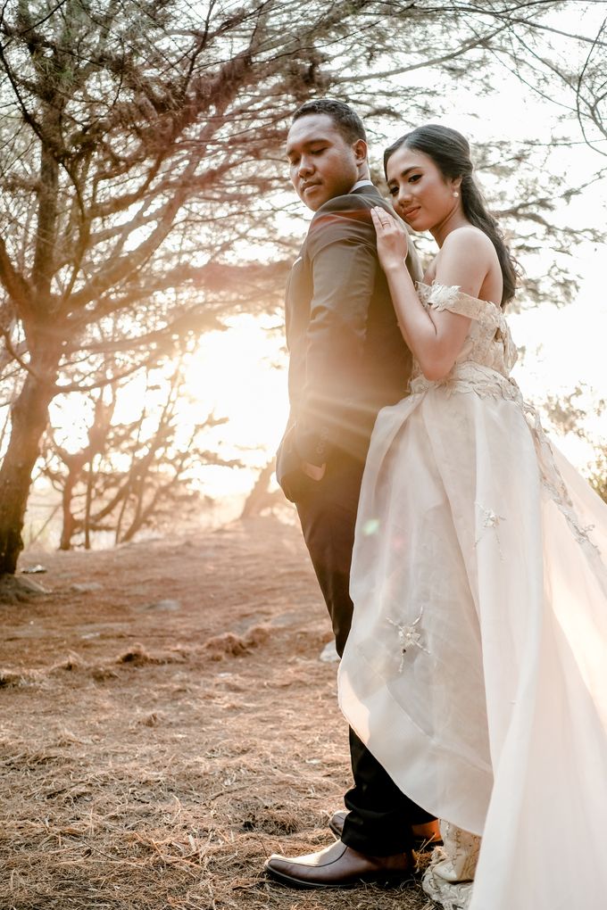 Pre Wedding Ines & Moses by Bondan Photoworks - 025