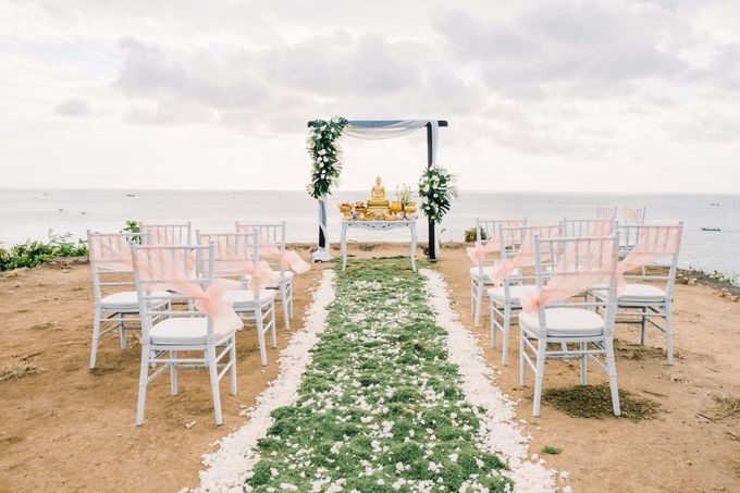 Angela & Michael Wedding | Balangan Beach, Jimbaran Bali | Bali Wedding Photography by Bali Wedding Cinema - 021 Angela & Michael Wedding | Balangan Beach, Jimbaran Bali | Bali Wedding Photography by Bali Wedding Cinema - 021