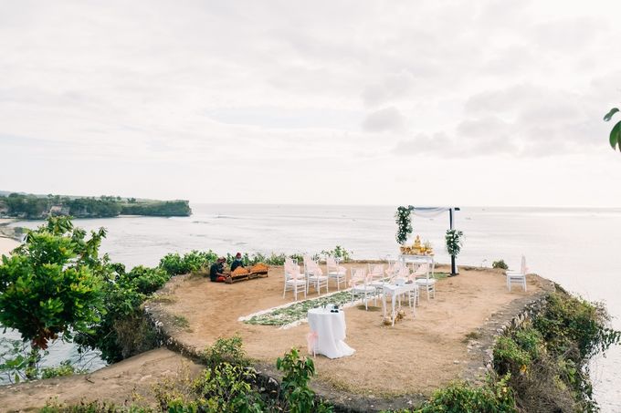 Angela & Michael Wedding | Balangan Beach, Jimbaran Bali | Bali Wedding Photography by Bali Wedding Cinema - 023