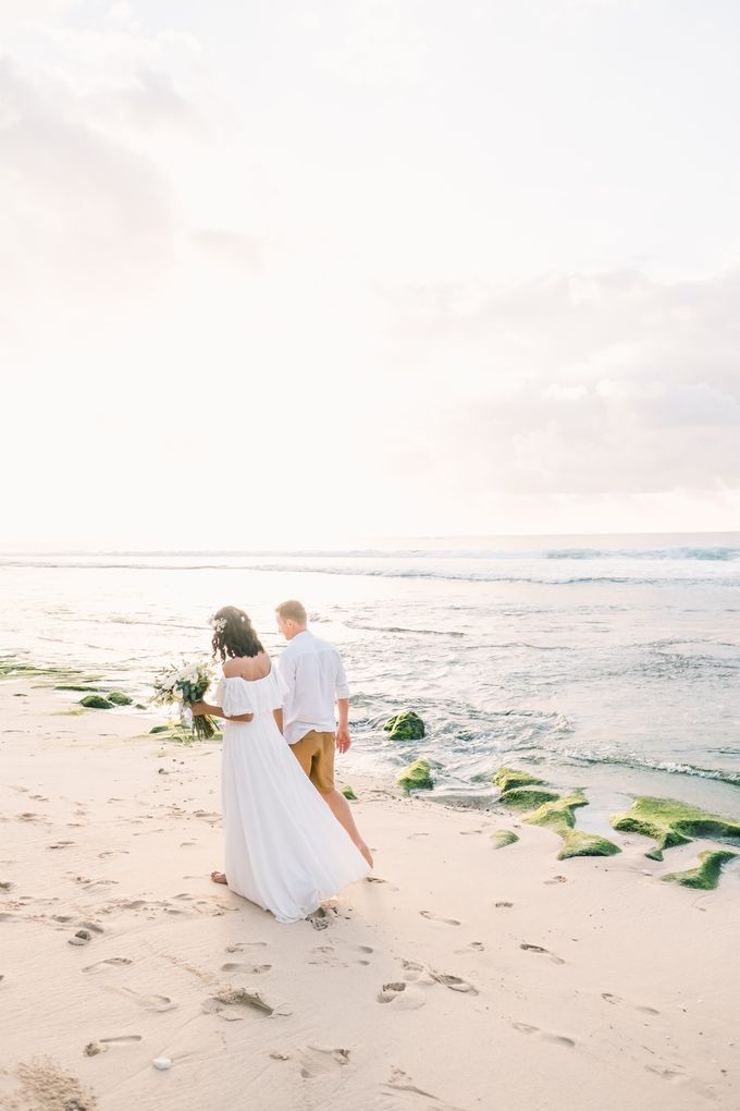 Angela & Michael Wedding | Balangan Beach, Jimbaran Bali | Bali Wedding Photography by Bali Wedding Cinema - 039