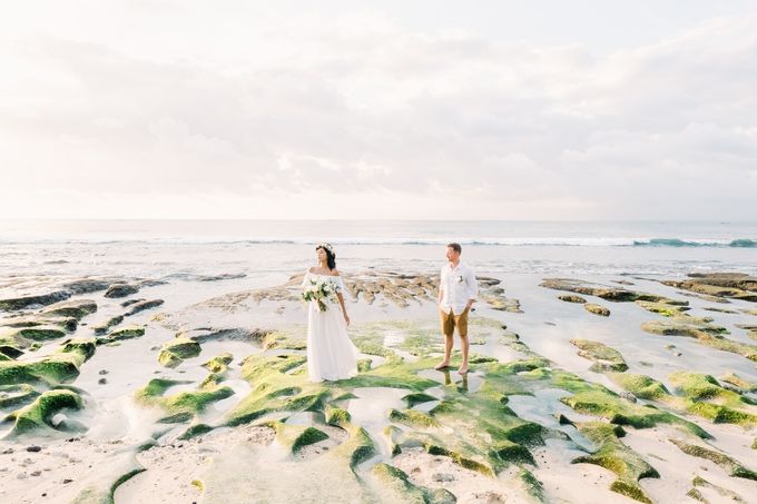 Angela & Michael Wedding | Balangan Beach, Jimbaran Bali | Bali Wedding Photography by Bali Wedding Cinema - 038