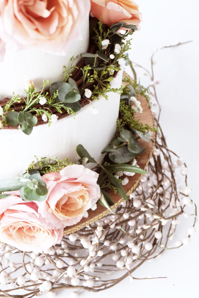 Forest Rustic Themed Two Tiered Cake by KAIA Cakes & Co. - 002 Forest Rustic Themed Two Tiered Cake by KAIA Cakes & Co. - 002