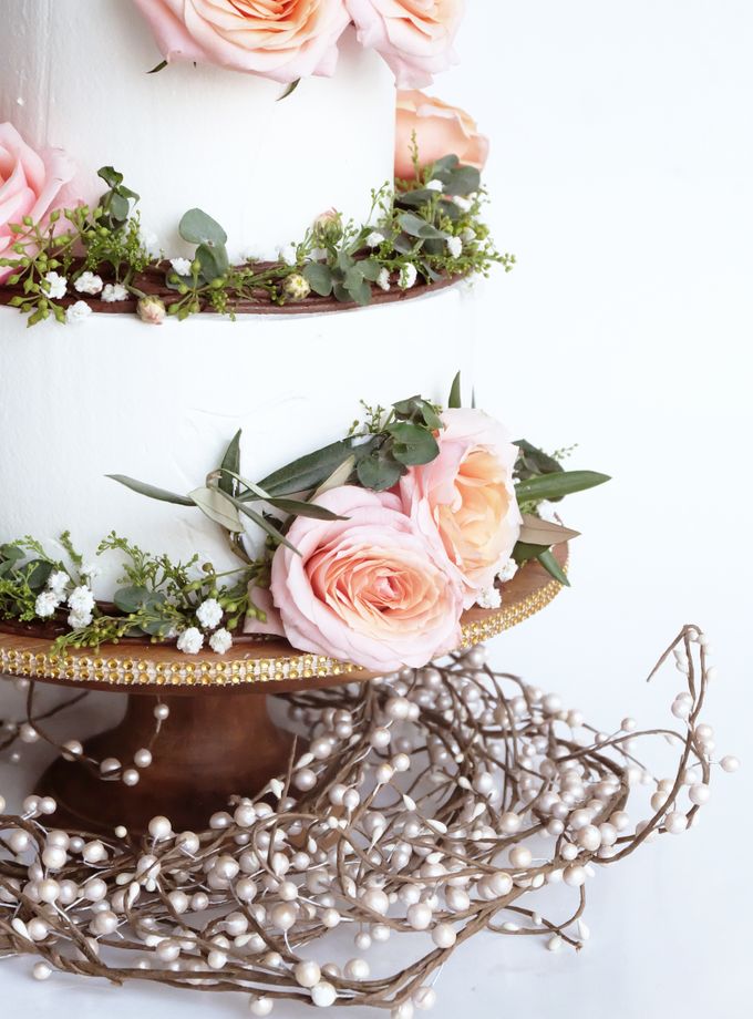 Forest Rustic Themed Two Tiered Cake by KAIA Cakes & Co. - 004 Forest Rustic Themed Two Tiered Cake by KAIA Cakes & Co. - 004