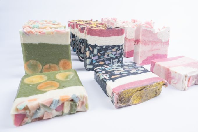 Handmade Soap Bar 2 by Holy Crafts - 013 Handmade Soap Bar 2 by Holy Crafts - 013