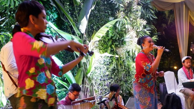 Senandung Orquesta Wedding Music Entertainment at Shangri-La Jakarta by Chaka Music - 004 Senandung Orquesta Wedding Music Entertainment at Shangri-La Jakarta by Chaka Music - 004