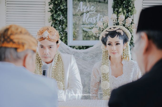 Ardina Rasti & Arie Andika by Thepotomoto Photography - 034 Ardina Rasti & Arie Andika by Thepotomoto Photography - 034