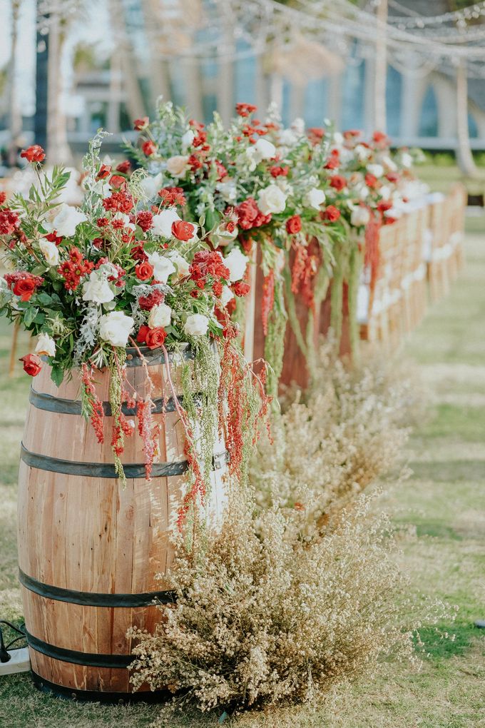 Celine and Paul Wedding at kempinski by Bali Flower Decor - 003 Celine and Paul Wedding at kempinski by Bali Flower Decor - 003