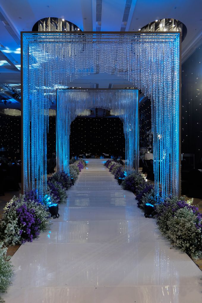 Timmie & Della Wedding Decoration at Intercontinental Ballroom by InterContinental Bandung Dago Pakar - 021 Timmie & Della Wedding Decoration at Intercontinental Ballroom by InterContinental Bandung Dago Pakar - 021