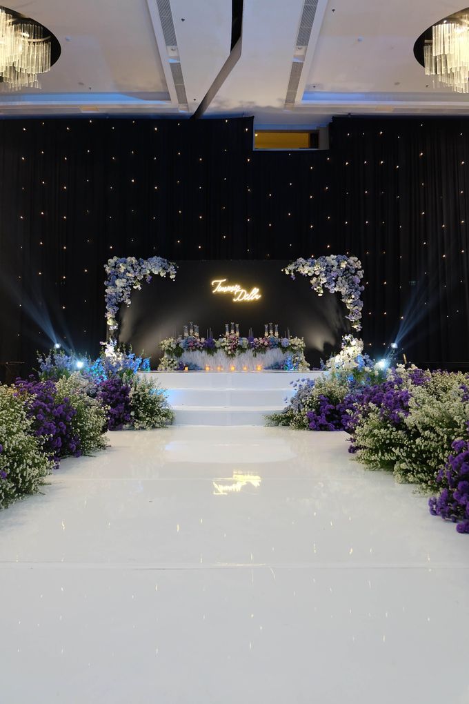 Timmie & Della Wedding Decoration at Intercontinental Ballroom by InterContinental Bandung Dago Pakar - 037 Timmie & Della Wedding Decoration at Intercontinental Ballroom by InterContinental Bandung Dago Pakar - 037