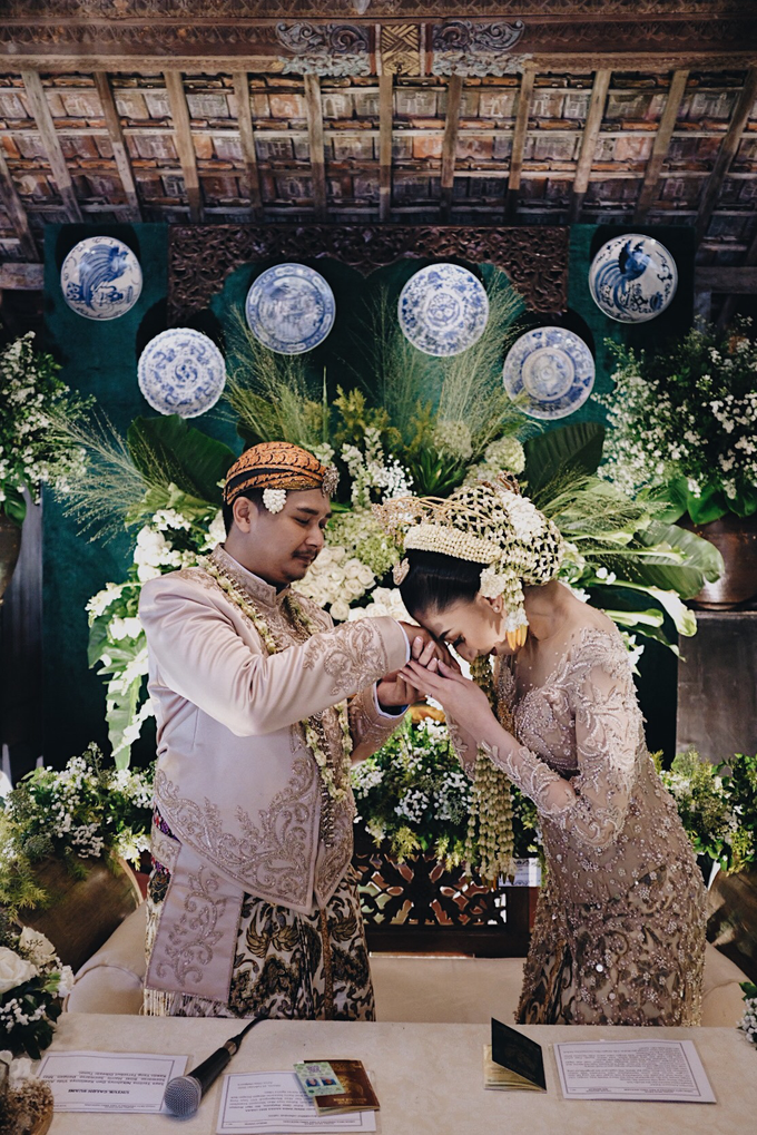Acara Pernikahan Okta Vida by D'soewarna Wedding Planning - 028 Acara Pernikahan Okta Vida by D'soewarna Wedding Planning - 028