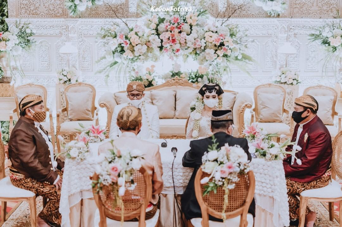 Acara Akad Nikah Eristia Putri & Dendy Iswara by D'soewarna Wedding Planning - 001 Acara Akad Nikah Eristia Putri & Dendy Iswara by D'soewarna Wedding Planning - 001