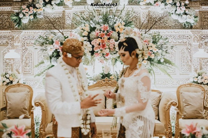 Acara Akad Nikah Eristia Putri & Dendy Iswara by D'soewarna Wedding Planning - 002 Acara Akad Nikah Eristia Putri & Dendy Iswara by D'soewarna Wedding Planning - 002