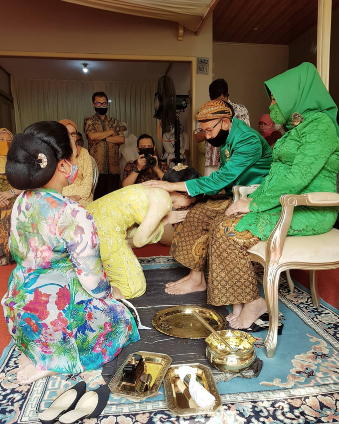 Acara Akad Nikah Eristia Putri & Dendy Iswara by D'soewarna Wedding Planning - 014 Acara Akad Nikah Eristia Putri & Dendy Iswara by D'soewarna Wedding Planning - 014