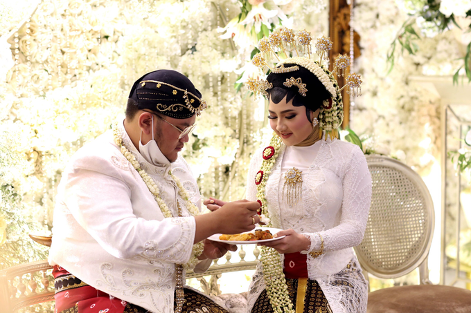 Acara Pernikahan Damar & Putri by D'soewarna Wedding Planning - 022 Acara Pernikahan Damar & Putri by D'soewarna Wedding Planning - 022