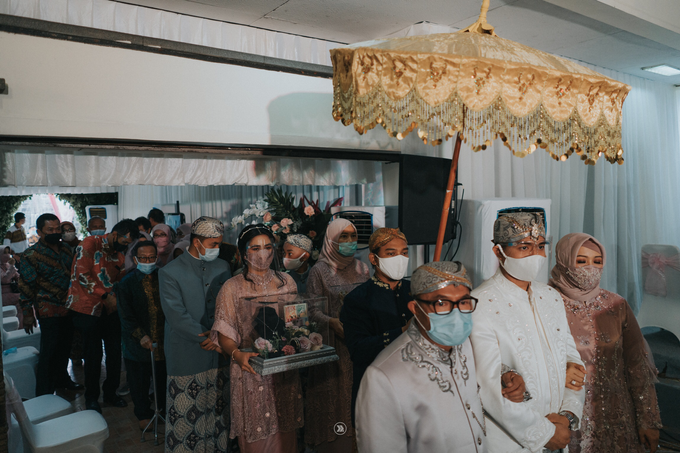 Acara Pernikahan Siti Ardiya Sakinah Salim & Sugiherlambang by D'soewarna Wedding Planning - 007 Acara Pernikahan Siti Ardiya Sakinah Salim & Sugiherlambang by D'soewarna Wedding Planning - 007