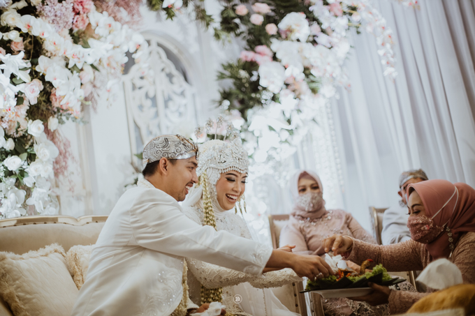 Acara Pernikahan Siti Ardiya Sakinah Salim & Sugiherlambang by D'soewarna Wedding Planning - 026 Acara Pernikahan Siti Ardiya Sakinah Salim & Sugiherlambang by D'soewarna Wedding Planning - 026