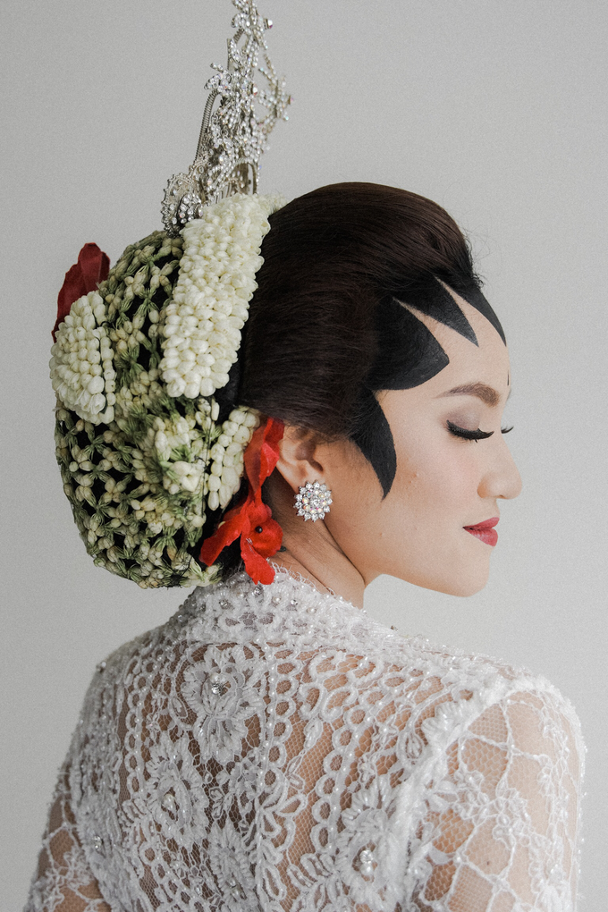 Intimate Wedding Acara Pernikahan Ayu Faris by D'soewarna Wedding Planning & Organizer - 009 Intimate Wedding Acara Pernikahan Ayu Faris by D'soewarna Wedding Planning & Organizer - 009