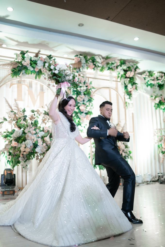 Wedding Day Tony & Meliana by Ovan Putri Bridal and Makeup - 011 Wedding Day Tony & Meliana by Ovan Putri Bridal and Makeup - 011