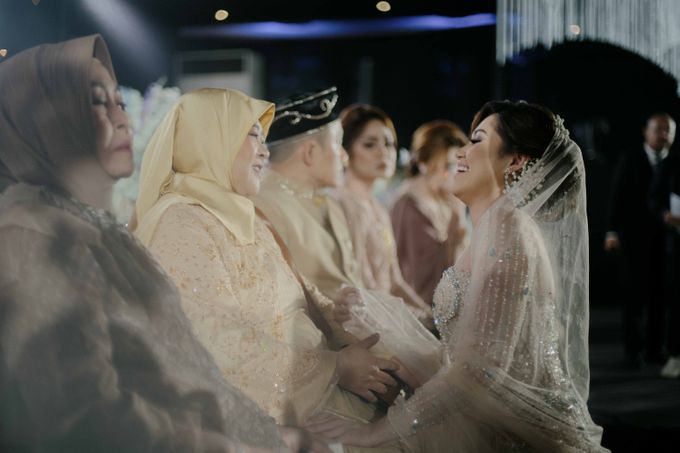 Marsha & Sendy Wedding at Hallf Patiunus Part 1 by AKSA Creative - 042