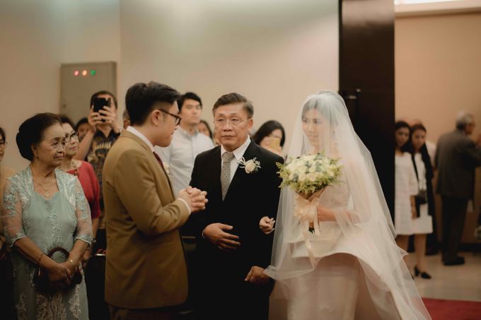 The Wedding of Junio & Priscillia by Laurent Agustine by LOTA - 019 The Wedding of Junio & Priscillia by Laurent Agustine by LOTA - 019