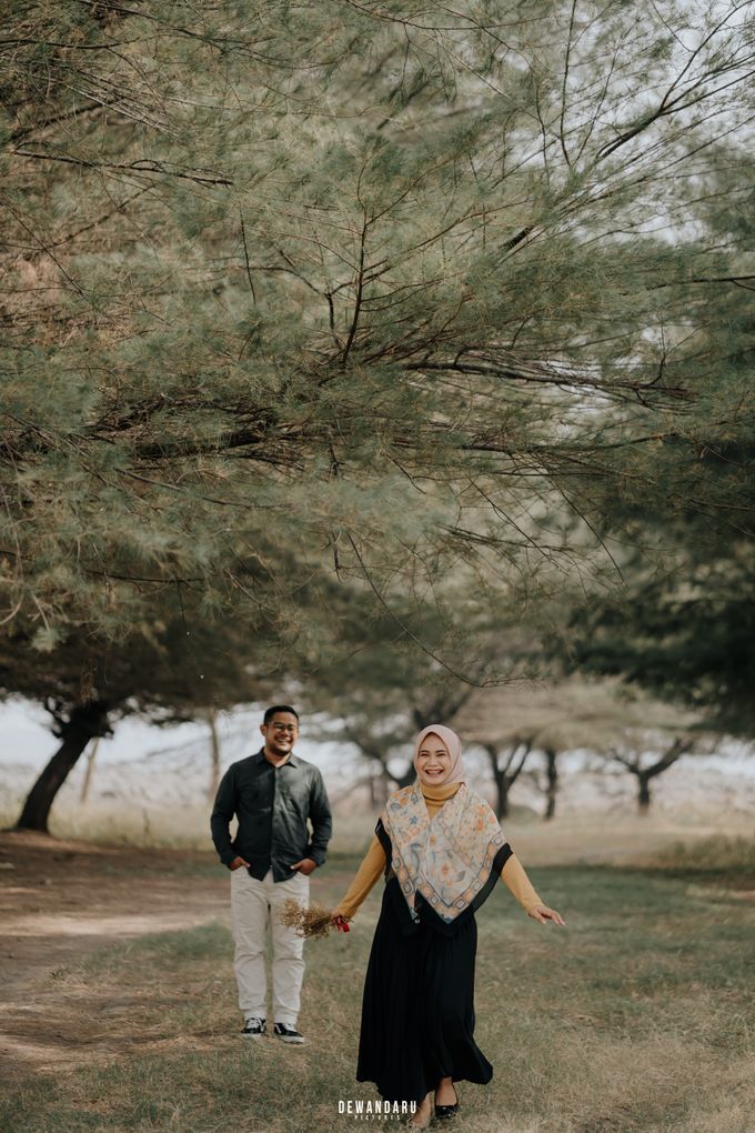 Pre Wedding of Nadya & Yanuar by Dewandaru Pictures - 040