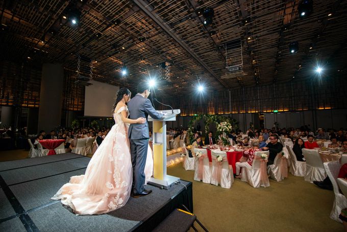 Parkroyal on Pickering Hotel Wedding by GrizzyPix Photography - 043 Parkroyal on Pickering Hotel Wedding by GrizzyPix Photography - 043